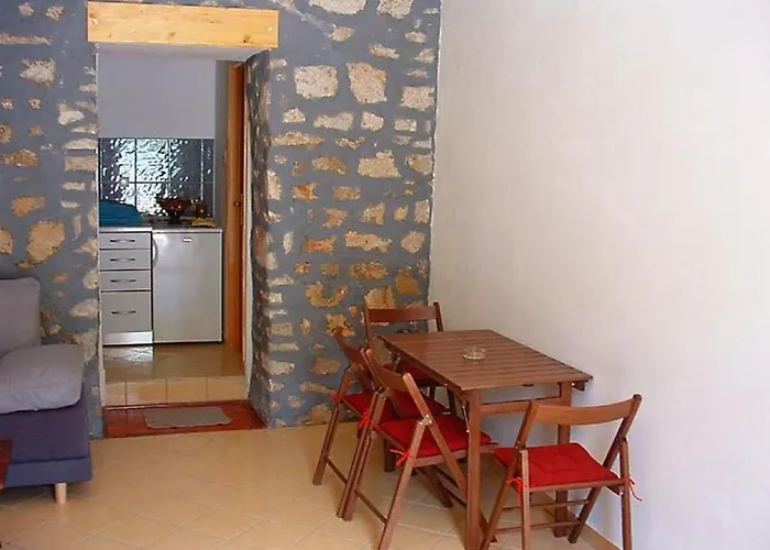 Appartement In Einem Dalmatischen Haus In Novigrad-Dalmatien Neben Zadar