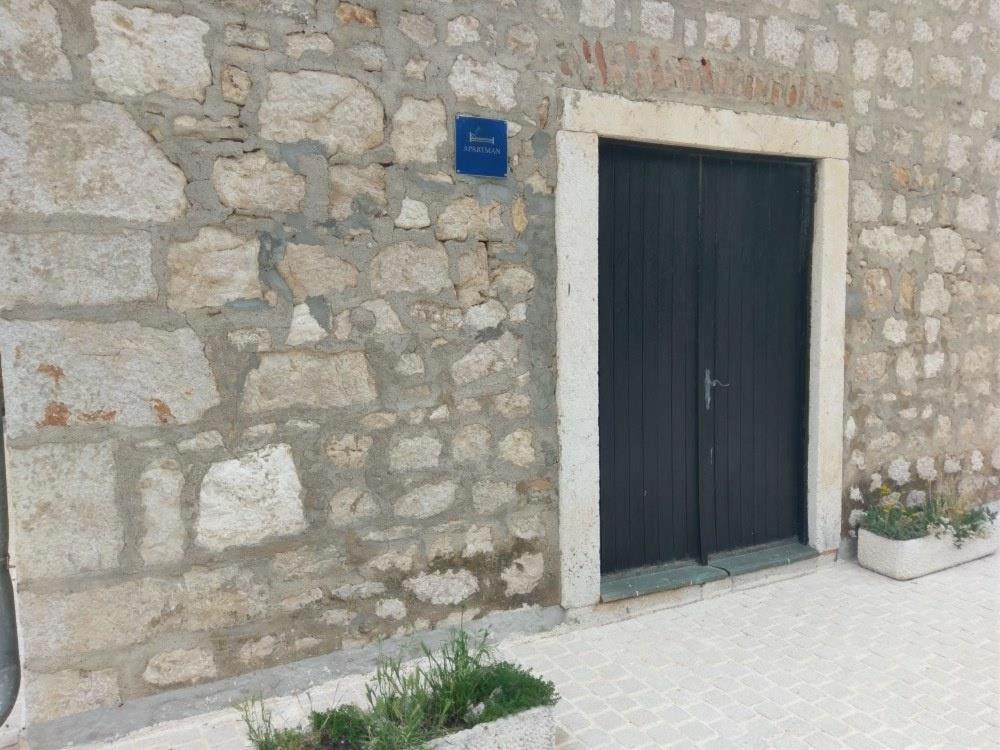 In Einem Dalmatischen Haus In Novigrad-dalmatien Neben Zadar