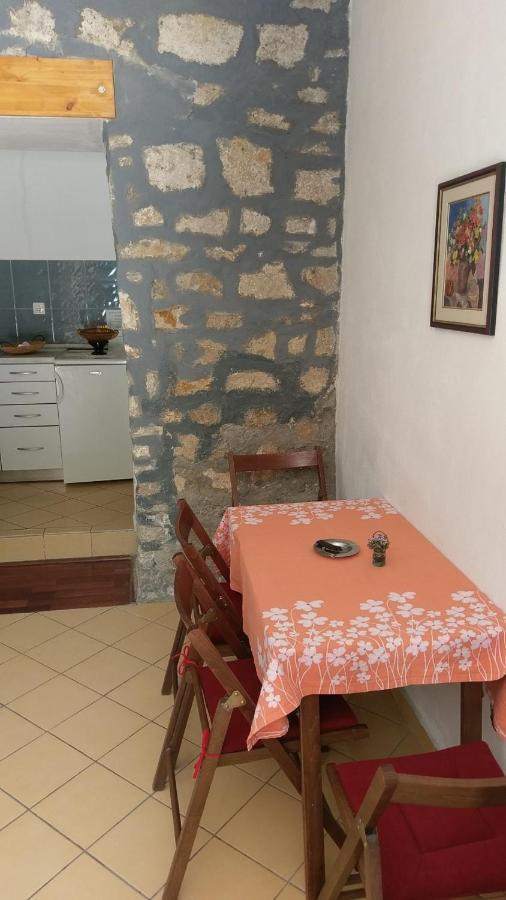 In Einem Dalmatischen Haus In Novigrad-dalmatien Neben Zadar * Novigrad (Dalmatia)