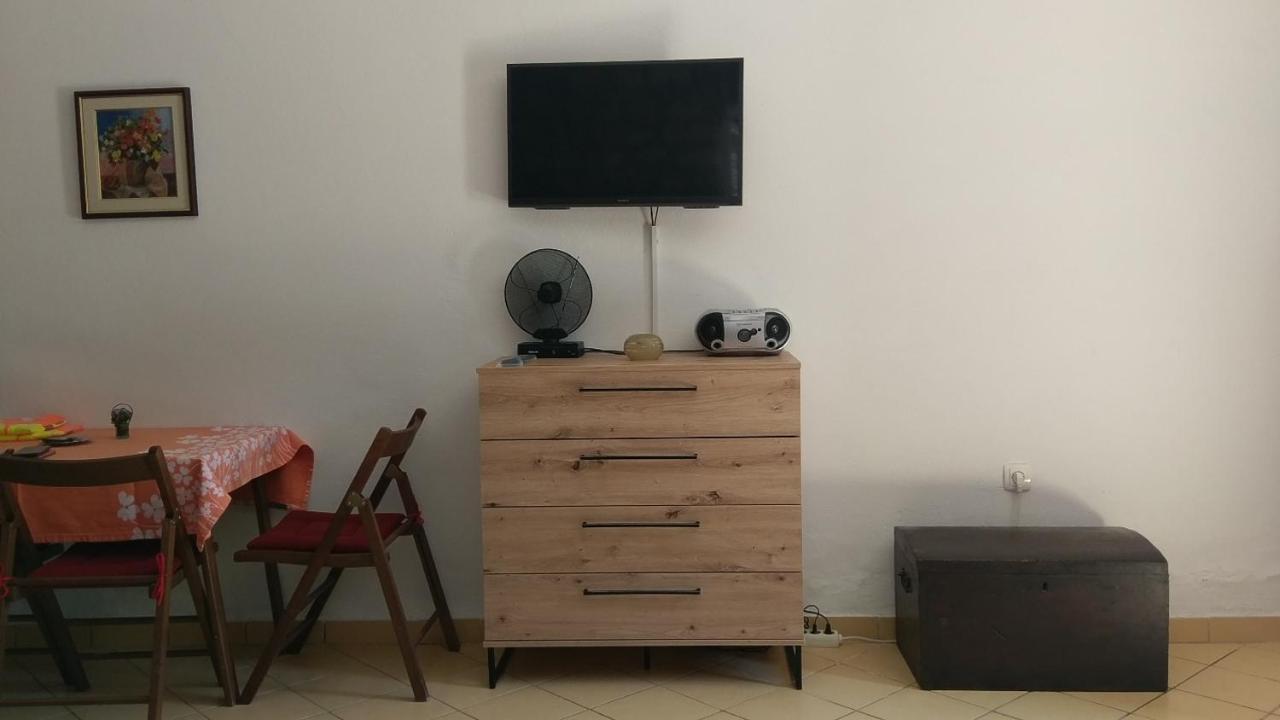 In Einem Dalmatischen Haus In Novigrad-dalmatien Neben Zadar *